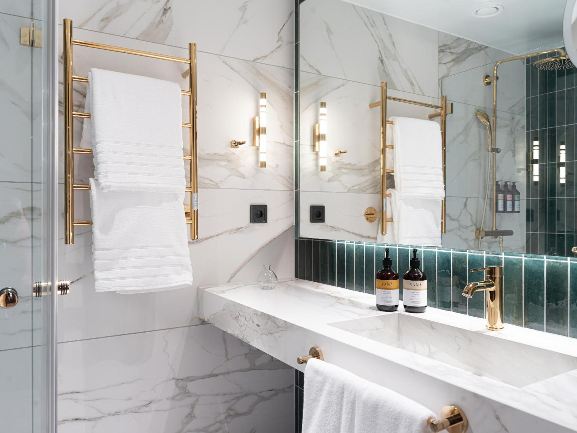 Elite Hotel Frost - Hotel & Spa 基律纳 外观 照片